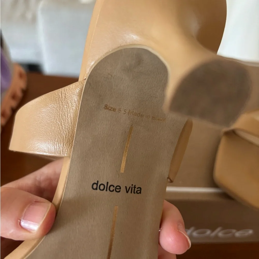 Dolce Vita Genora Slide Sandal - Picture 3 of 6